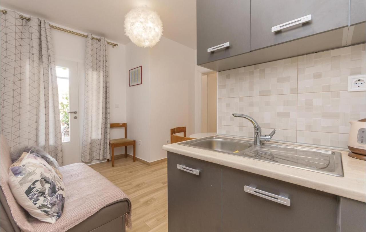 Apartments In Turanj, 20M From The Beach Sukosan Ngoại thất bức ảnh