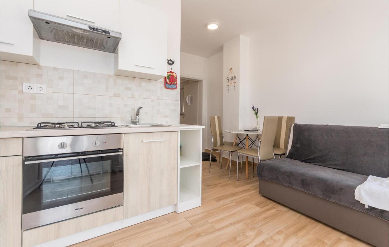 Apartments In Turanj, 20M From The Beach Sukosan Ngoại thất bức ảnh