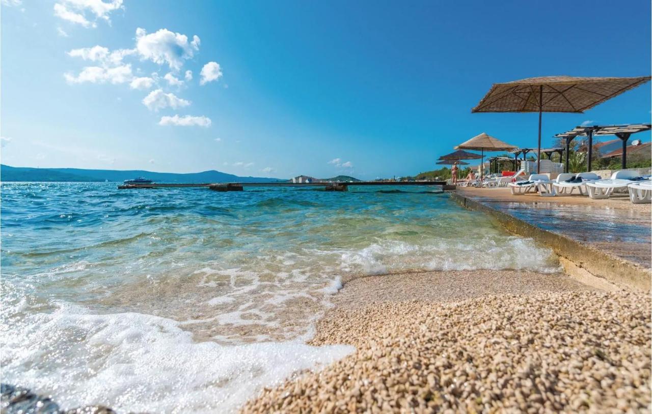 Apartments In Turanj, 20M From The Beach Sukosan Ngoại thất bức ảnh